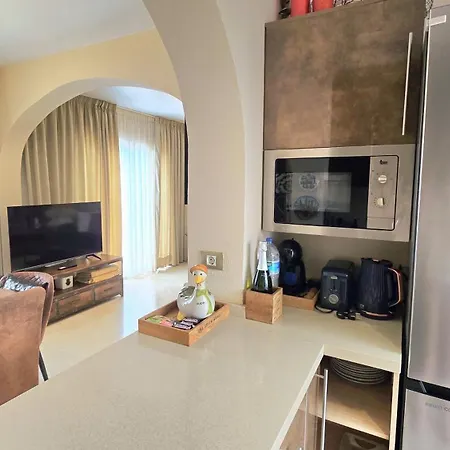 Sunny Duplex With Sea View Of The Scenic Gorge شقة *