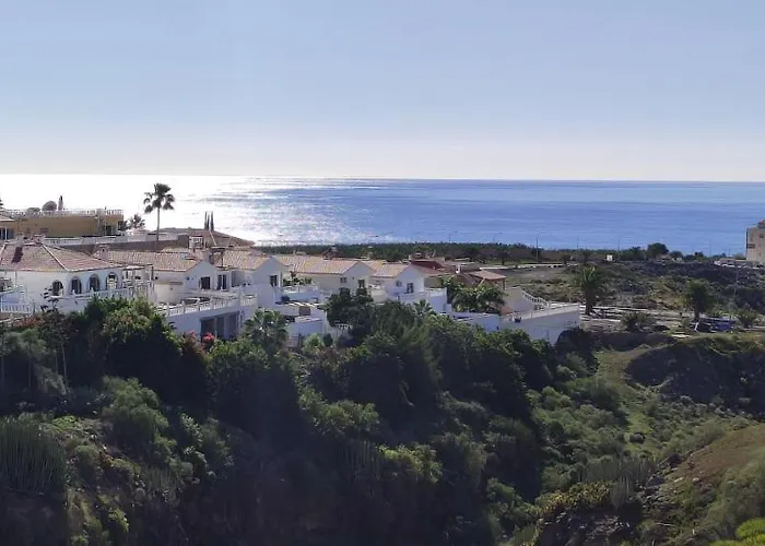 Apartamento Sunny Duplex With Sea View Of The Scenic Gorge
