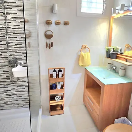 דירה Sunny Duplex With Sea View Of The Scenic Gorge