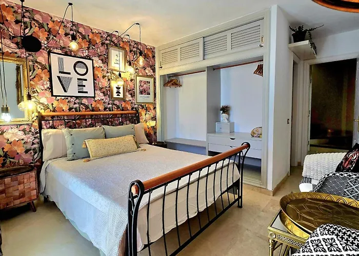 Sunny Duplex With Sea View Of The Scenic Gorge *